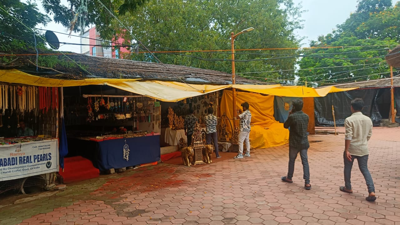 720770f6-7be3-4f07-bc57-bad316d6f882